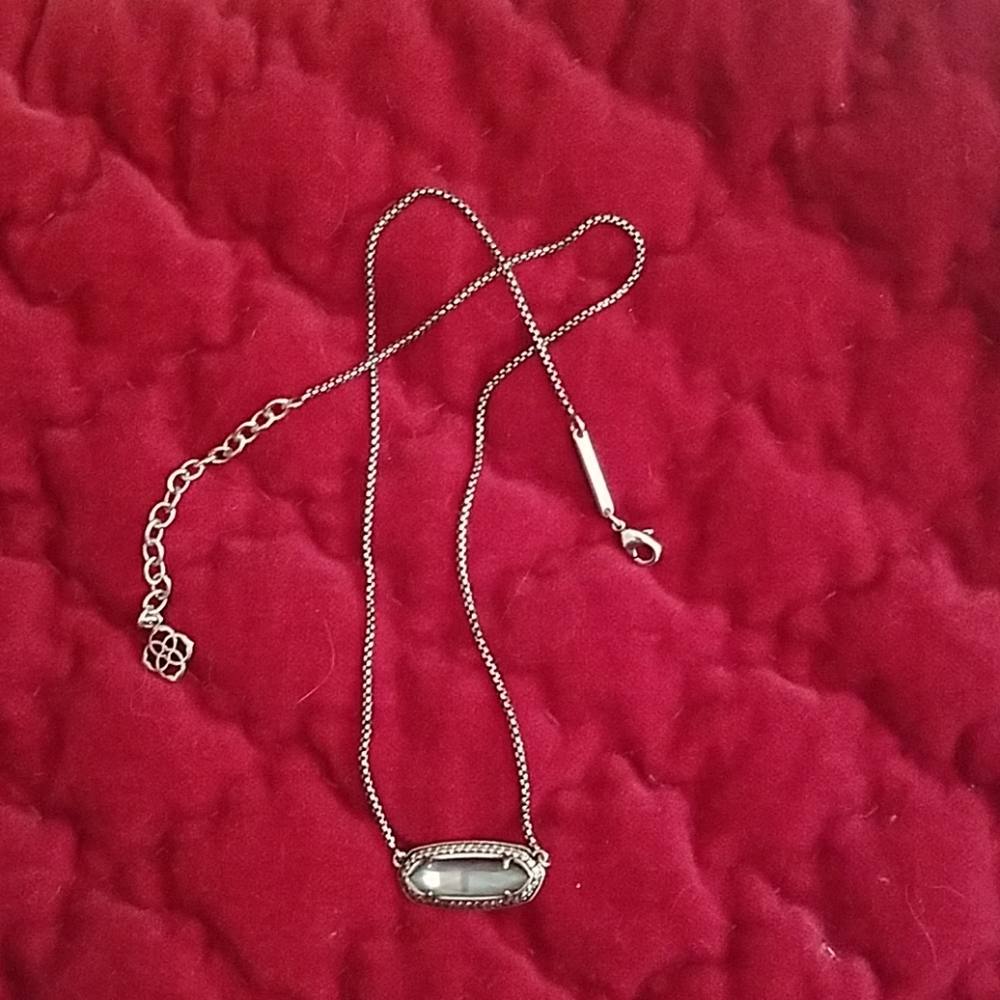 Kendra Scott Elisa necklace